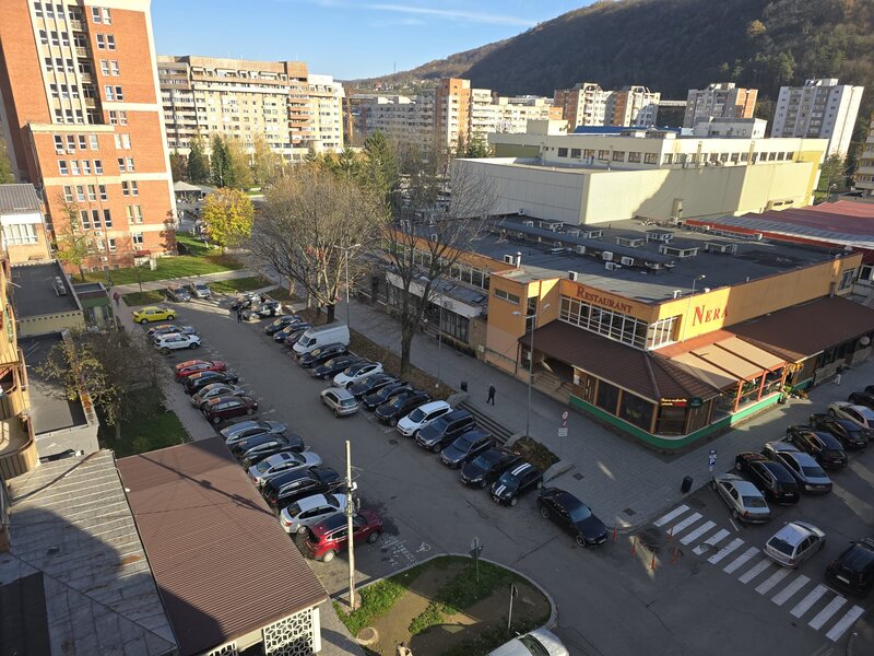 Resita Apartament cu o camera (garsoniera) ultracentral in Resita